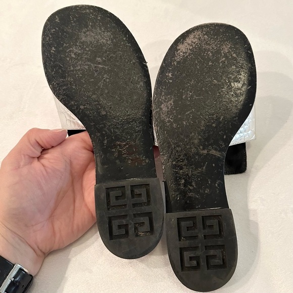 Givenchy Silver Croc 4G Logo Leather Flat Mules Slide Sandals EU 36/US 6 Italy - Picture 8 of 8